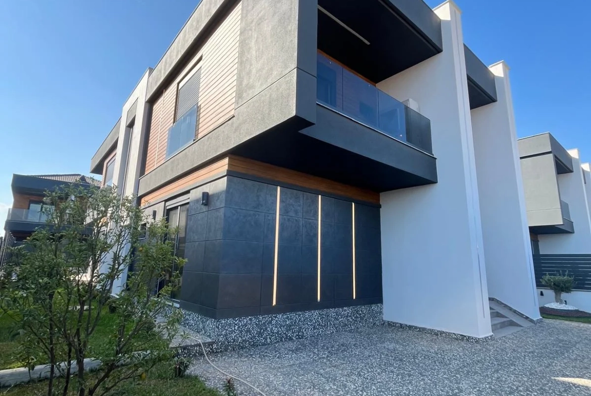 Ultra-Luxury Vllas in Döşemealtı, Antalya for Sale