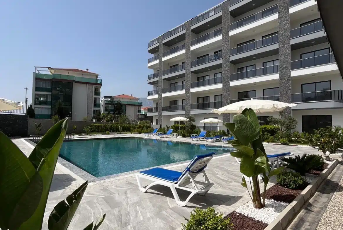 Welcome to your dream home in the heart of Kargıcak, Alanya – a stunning 1-bedroom apartment that combines comfort, style, and convenience.