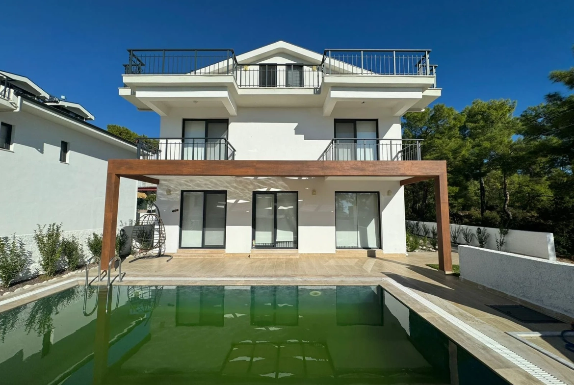 Spacious and Modern 4-Bedroom Detached Villas for Sale in Ciftlik, Fethiye